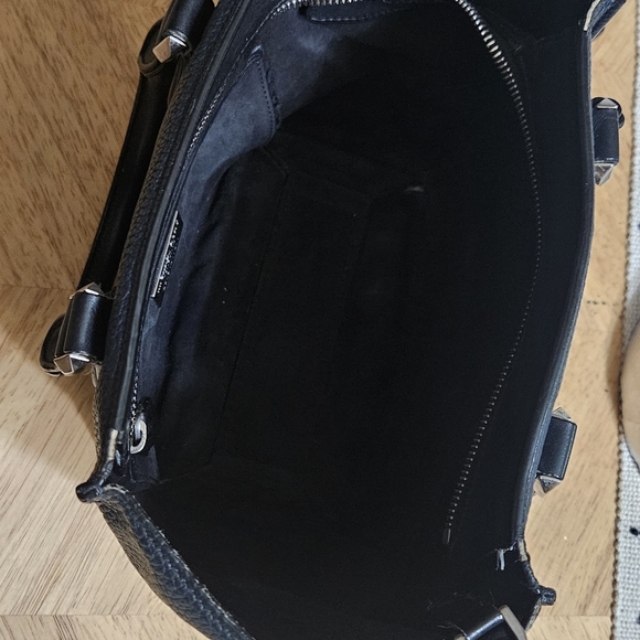 Michael Kors Navy Blue Pebbled Leather Handbag Tote Crossbody Made In Italy - Picture 10 of 13